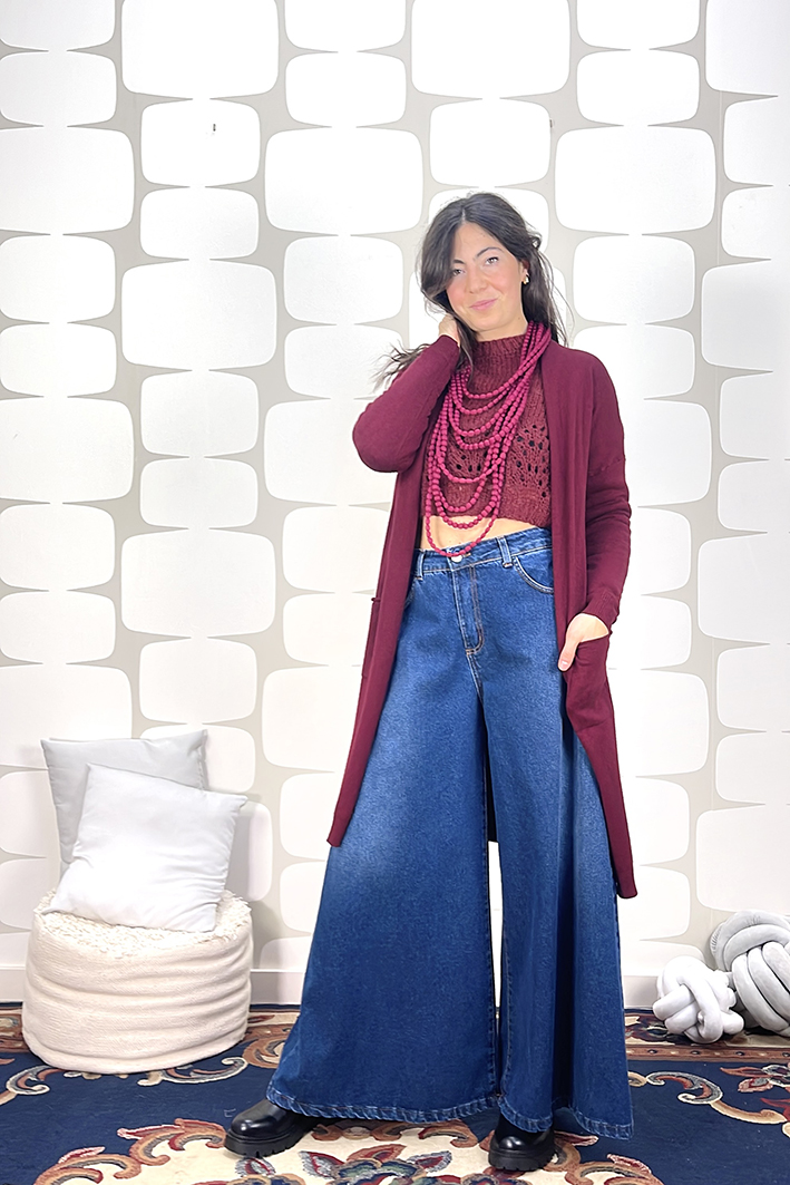 outfit Maglia Anaki bordeaux, Jeans Kalesi e Cardigan Guizonne bordeaux fabbrica di giuggiole