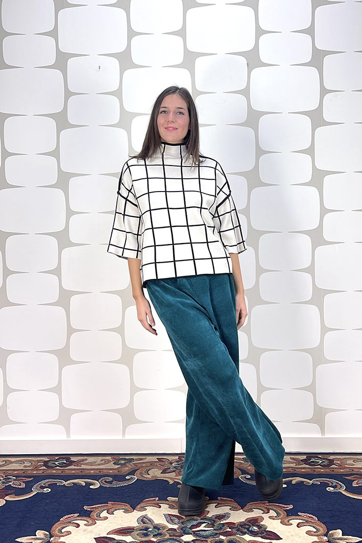 outfit con Maglia PIERRE, Pantalone DASSIN verde - fabbrica di giuggiole