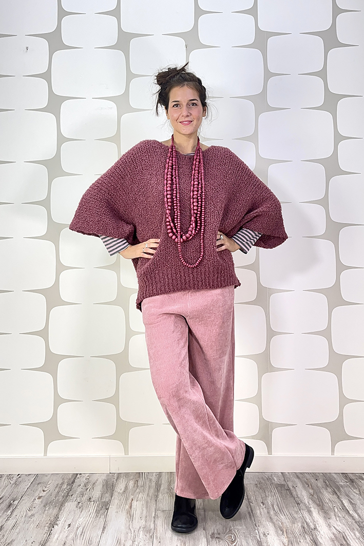 outfit con Maglia Niza cipolla e Pantalone Marshal rosa