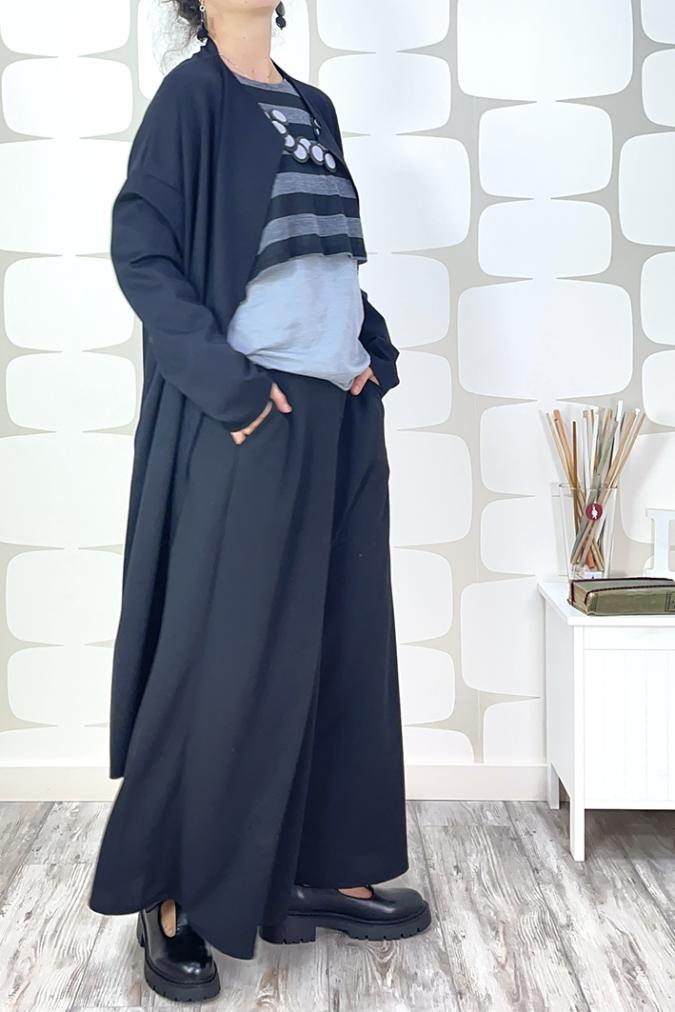  outfit con Maglia Rene' sartoriale grigia, Pantalone Spencer nero, giacca Paris sartoriale nera